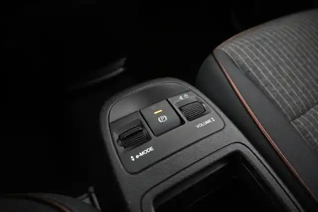Harmaa Viistoperä, Fiat 500e – VAR-45976
