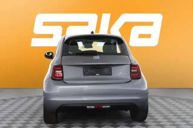 Harmaa Viistoperä, Fiat 500e – VAR-45976