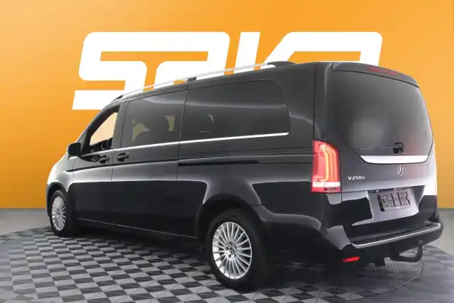 Musta Tila-auto, Mercedes-Benz V – VAR-46005