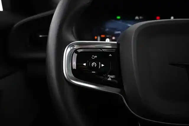 Ruskea Sedan, Polestar 2 – VAR-46709