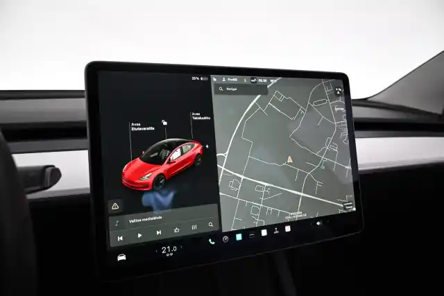 Punainen Sedan, Tesla Model 3 – VAR-46750