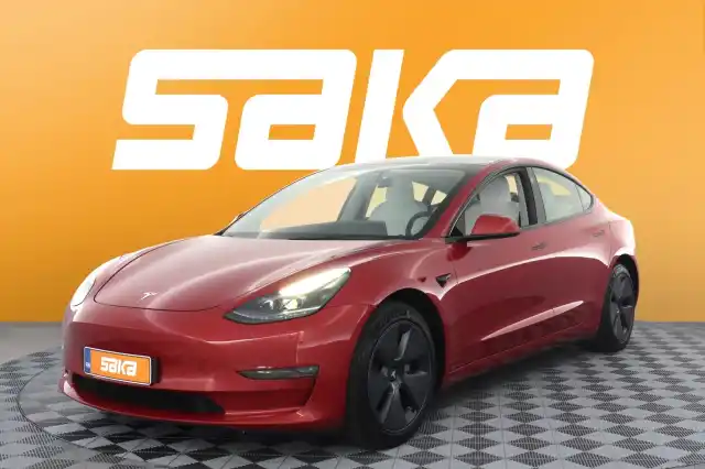Punainen Sedan, Tesla Model 3 – VAR-46750