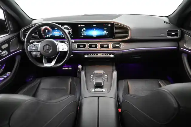 Musta Maastoauto, Mercedes-Benz GLE – VAR-46905