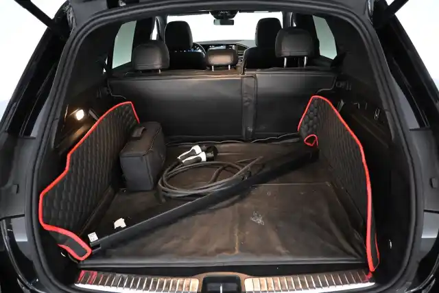 Musta Maastoauto, Mercedes-Benz GLE – VAR-46905
