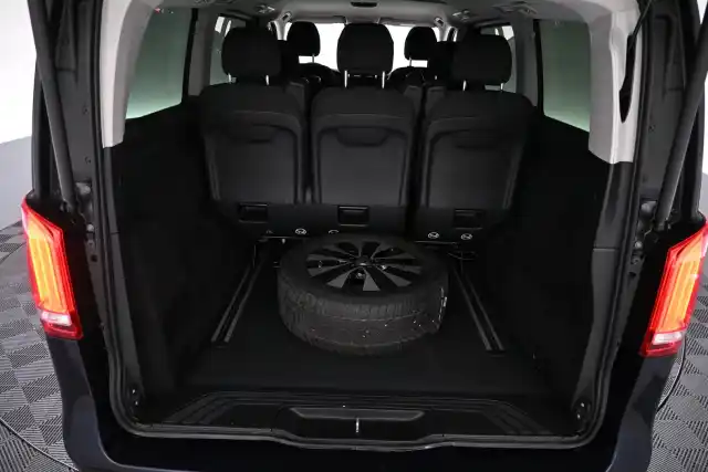 Harmaa Tila-auto, Mercedes-Benz EQV – VAR-46983