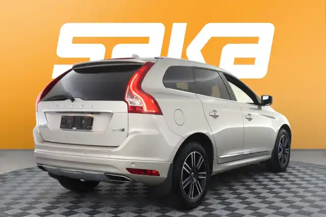 Ruskea Maastoauto, Volvo XC60 – VAR-47000
