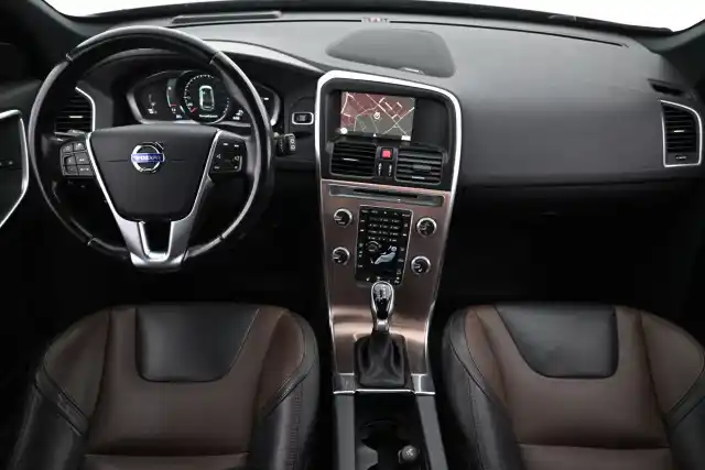 Ruskea Maastoauto, Volvo XC60 – VAR-47000