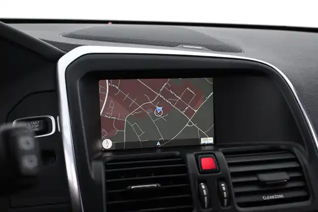 Ruskea Maastoauto, Volvo XC60 – VAR-47000