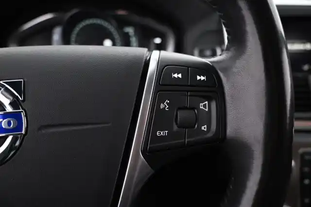 Ruskea Maastoauto, Volvo XC60 – VAR-47000
