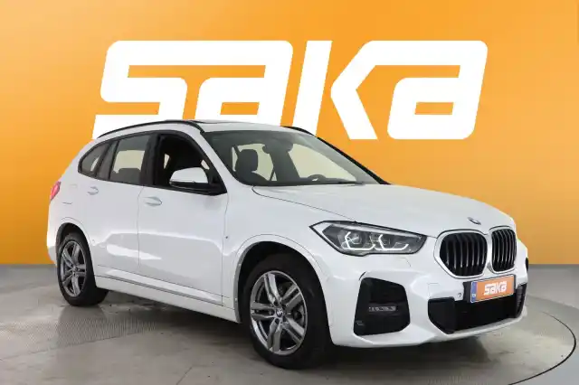 Valkoinen Maastoauto, BMW X1 – VAR-47010