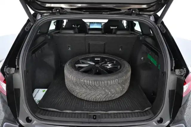 Musta Maastoauto, Skoda Enyaq – VAR-47107