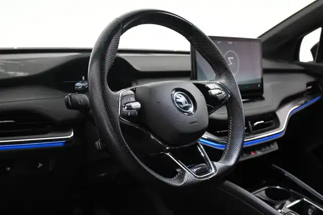 Musta Maastoauto, Skoda Enyaq – VAR-47107