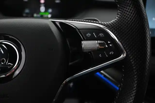 Musta Maastoauto, Skoda Enyaq – VAR-47107