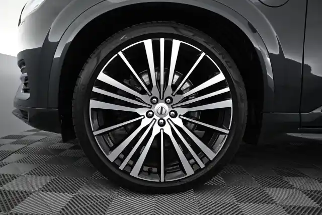 Harmaa Maastoauto, Volvo XC90 – VAR-47187
