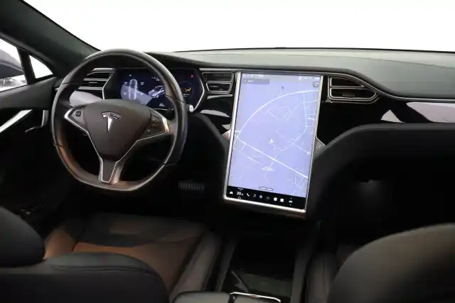 Harmaa Sedan, Tesla Model S – VAR-47413