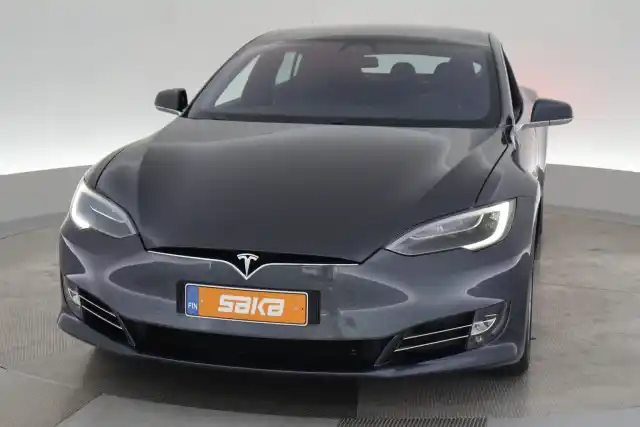 Harmaa Sedan, Tesla Model S – VAR-47413