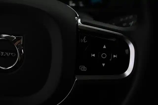 Hopea Maastoauto, Volvo XC90 – VAR-47849