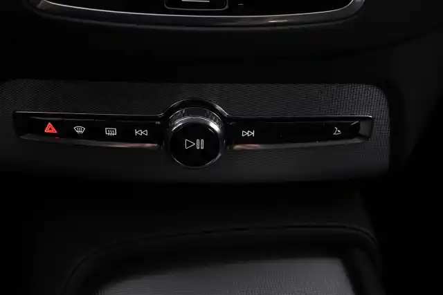Hopea Maastoauto, Volvo XC90 – VAR-47849