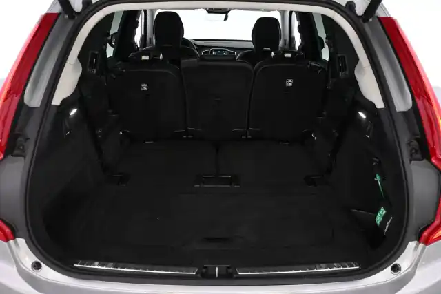 Hopea Maastoauto, Volvo XC90 – VAR-47849