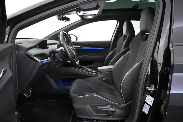 Musta Maastoauto, Skoda Enyaq – VAR-47850