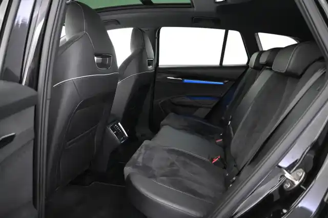 Musta Maastoauto, Skoda Enyaq – VAR-47850
