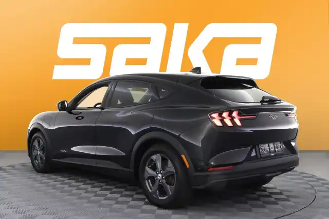 Musta Maastoauto, Ford Mustang Mach-E – VAR-48020