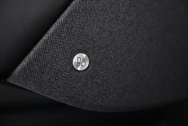 Musta Maastoauto, Ford Mustang Mach-E – VAR-48020