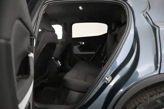 Sininen Sedan, Polestar 2 – VAR-48237