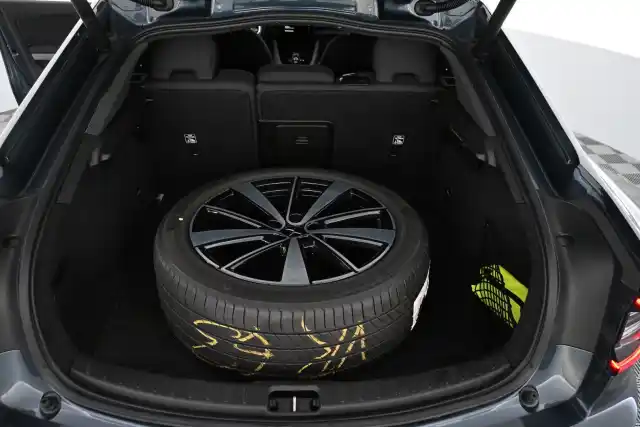 Sininen Sedan, Polestar 2 – VAR-48237