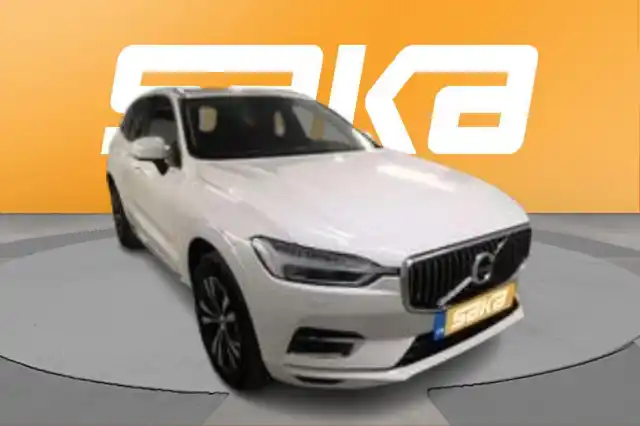 Valkoinen Maastoauto, Volvo XC60 – VAR-48244