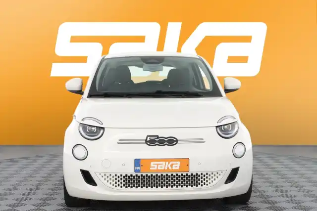 Valkoinen Viistoperä, Fiat 500e – VAR-48323
