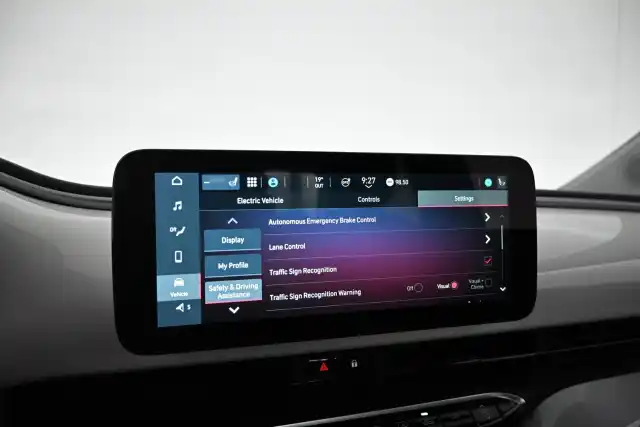 Valkoinen Viistoperä, Fiat 500e – VAR-48323