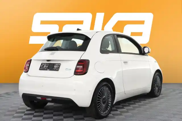Valkoinen Viistoperä, Fiat 500e – VAR-48323