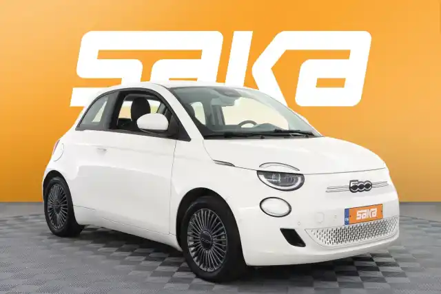 Valkoinen Viistoperä, Fiat 500e – VAR-48323