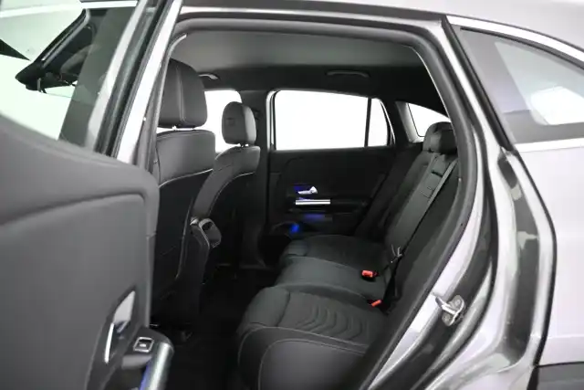 Harmaa Maastoauto, Mercedes-Benz EQA – VAR-48379