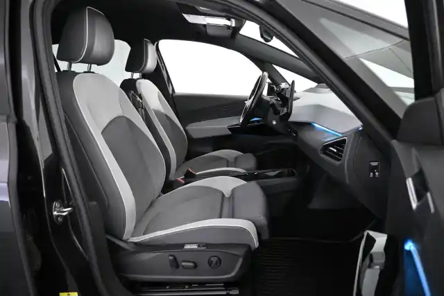 Valkoinen Viistoperä, Volkswagen ID.3 – VAR-48641