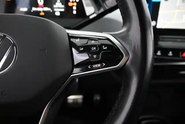 Valkoinen Viistoperä, Volkswagen ID.3 – VAR-48641