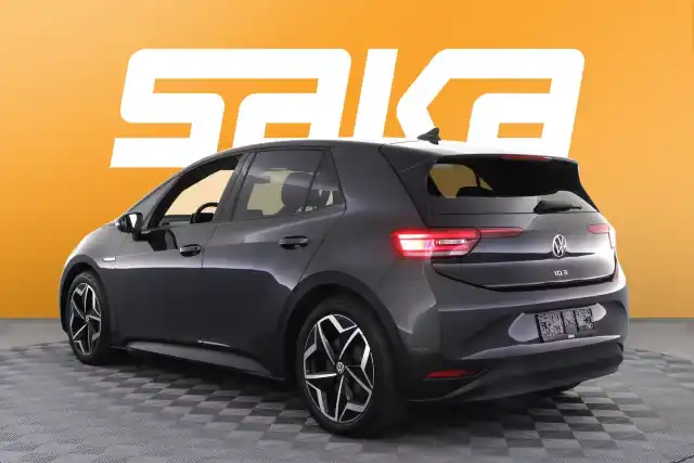 Valkoinen Viistoperä, Volkswagen ID.3 – VAR-48641
