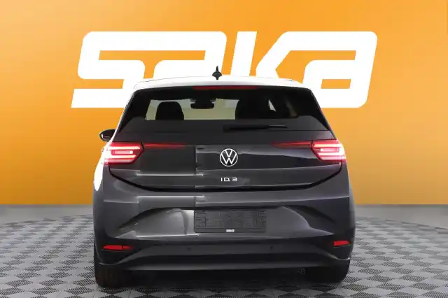 Valkoinen Viistoperä, Volkswagen ID.3 – VAR-48641