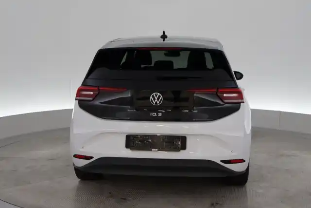 Valkoinen Viistoperä, Volkswagen ID.3 – VAR-48673