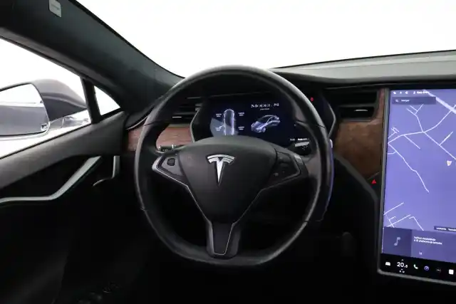 Harmaa Sedan, Tesla Model S – VAR-48697