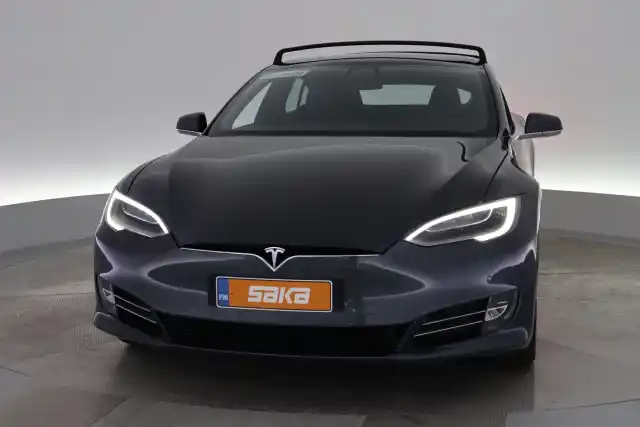 Harmaa Sedan, Tesla Model S – VAR-48697