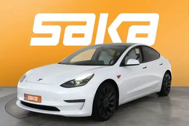 Valkoinen Sedan, Tesla Model 3 – VAR-487030