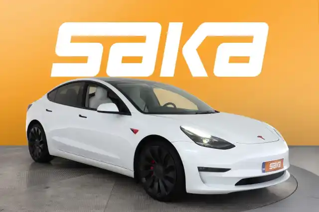 Valkoinen Sedan, Tesla Model 3 – VAR-487030