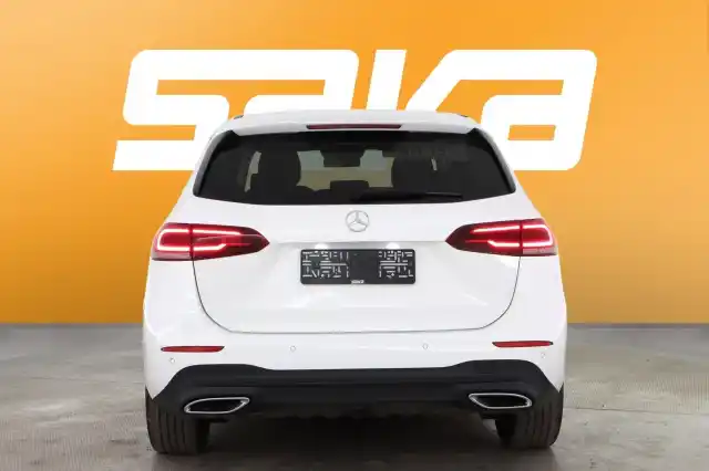 Valkoinen Tila-auto, Mercedes-Benz B – VAR-48748