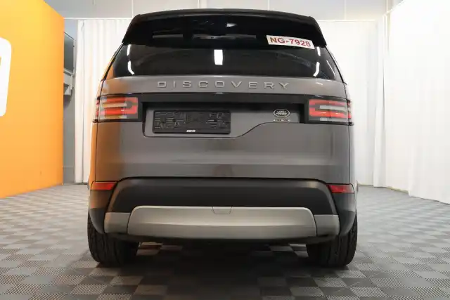 Harmaa Maastoauto, Land Rover Discovery – VAR-48950