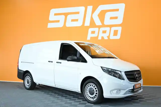 Valkoinen Pakettiauto, Mercedes-Benz Vito – VAR-48978