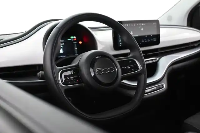 valkoinen Viistoperä, Fiat 500e – VAR-49337