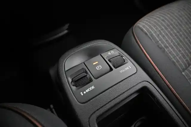 Harmaa Viistoperä, Fiat 500e – VAR-49417