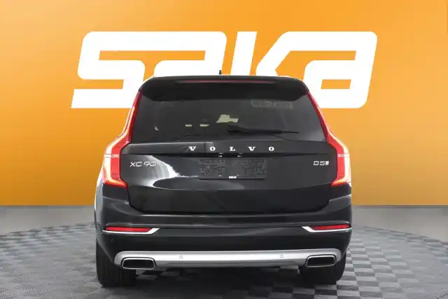 Musta Maastoauto, Volvo XC90 – VAR-49647